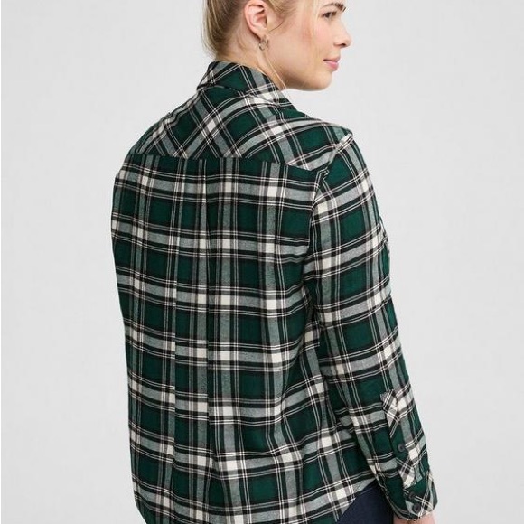 Torrid Lizzie Button-Up Shirt - Picture 2 of 4